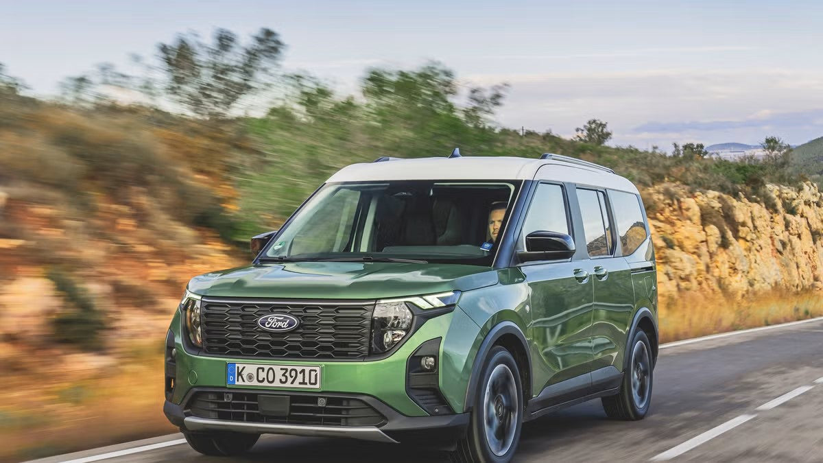 Fußmatten Ford Courier Tourneo (2024-2025)