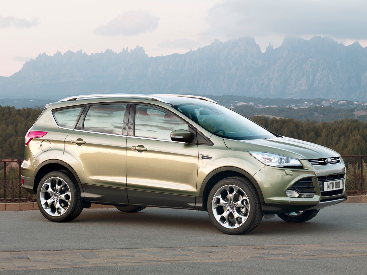 Fußmatten Ford Kuga (2013-2016)